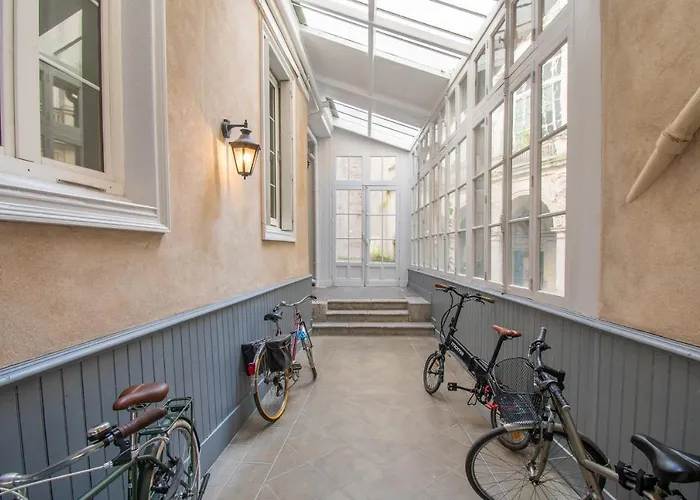 Superbe Calme 85m², à Deux Pas Du Centre *