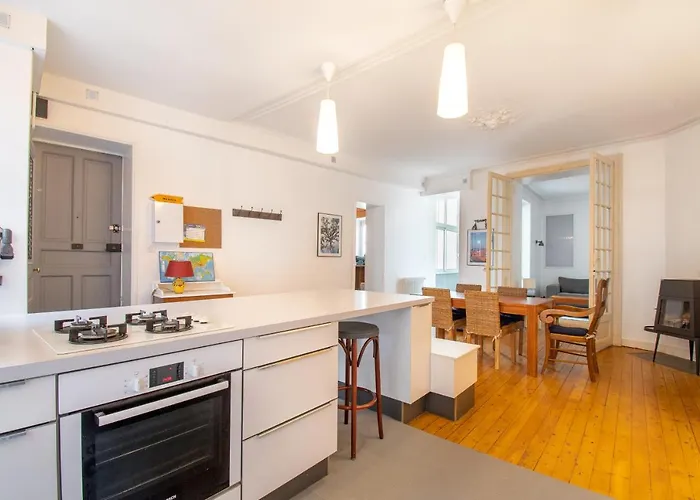 Superbe Calme 85m², à Deux Pas Du Centre